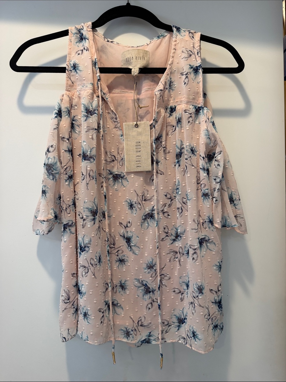 Moon River Blush Pink Floral Cold-Shoulder blouse